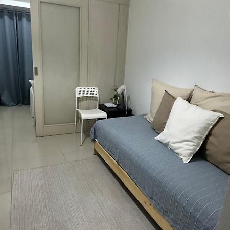 Sea Residences Paul'S Place Manila Esterno foto