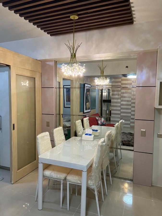 Sea Residences Paul'S Place Manila Esterno foto