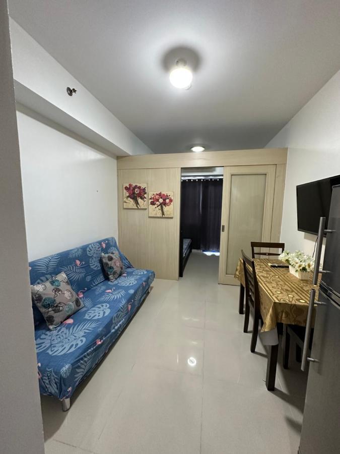 Sea Residences Paul'S Place Manila Esterno foto