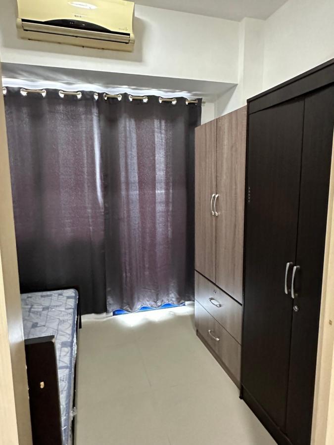 Sea Residences Paul'S Place Manila Esterno foto