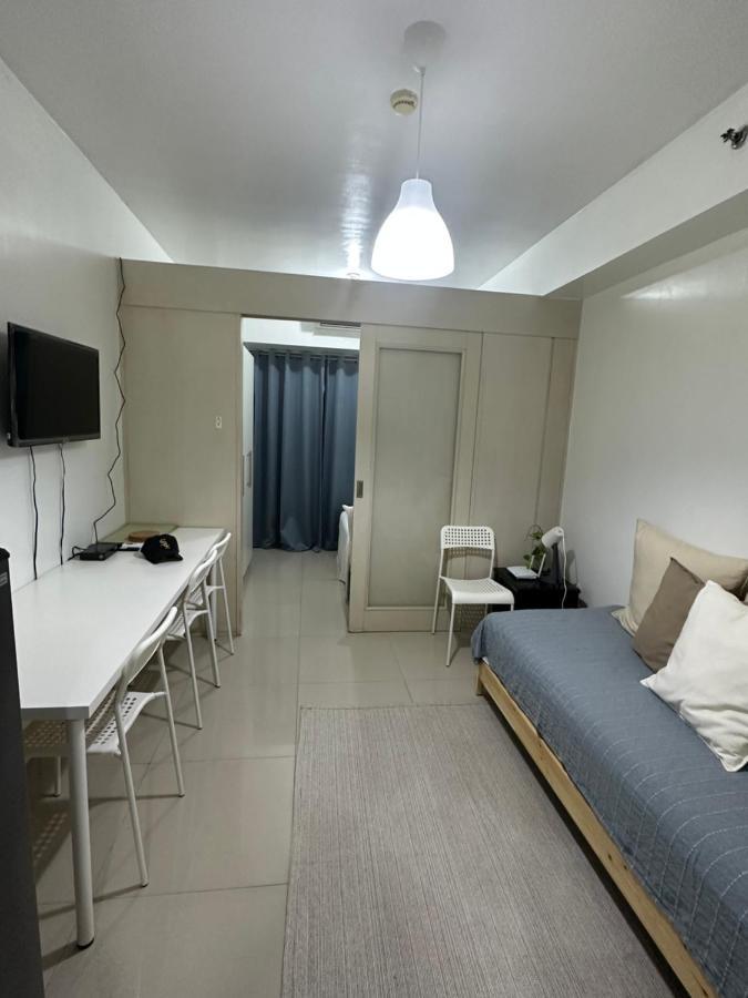 Sea Residences Paul'S Place Manila Esterno foto